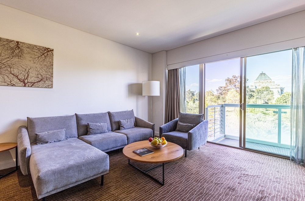 Seasons Botanic Gardens