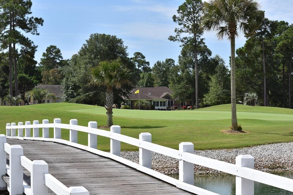 27 Holes of Golf Surrounds the Studio Golf Villa 1606L with Resort Amenities by RedAwning - photo 20