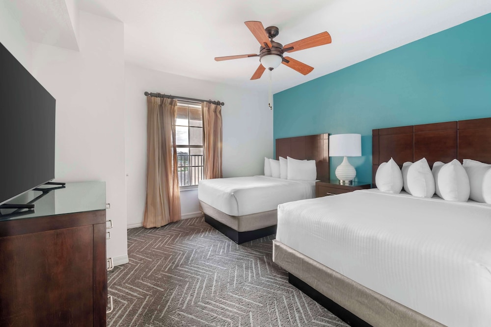 Hilton Vacation Club Aqua Sol Orlando West - photo 20