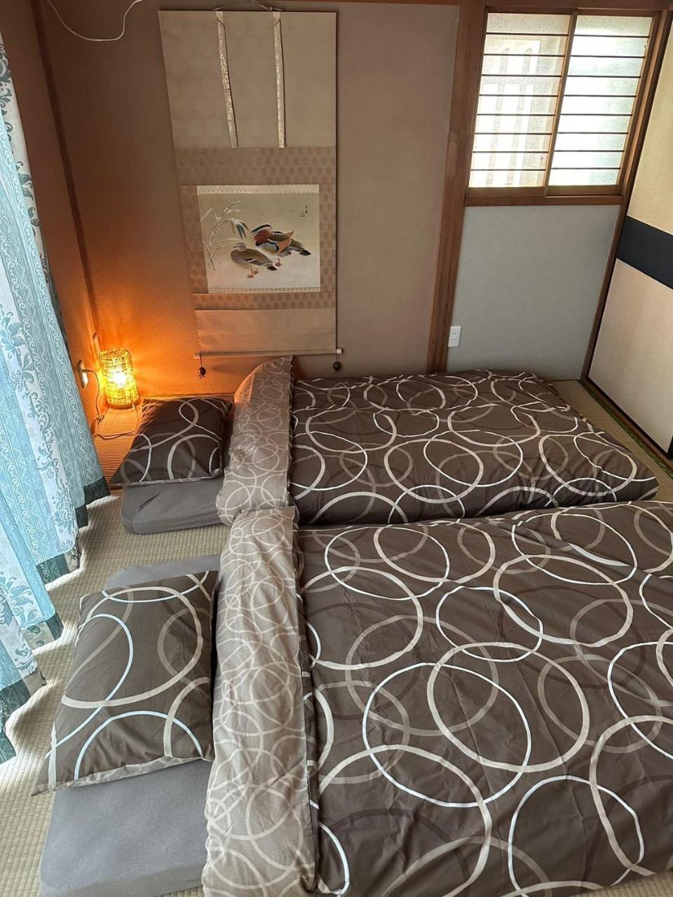 Season Guest House In Nishi Shinjuku 100 Square Meters 4 Bedrooms 2 Living Rooms — 4-Star Luxury Hotel in Tokyo, Japan