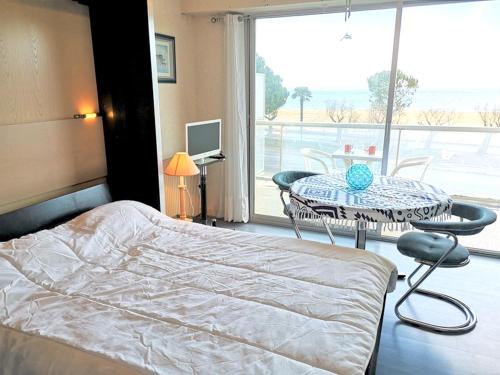 Studio in Arcachon With Wonderful sea View and Furnished Balcony — 4-Star Luxury Hotel in Arcachon, France