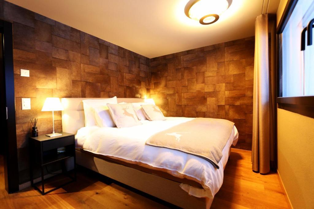 Hollywood 1 A luxury comfortable and spacious apartment located directly on the slopes — 4-Star Luxury Hotel in Saas-Fee, Switzerland