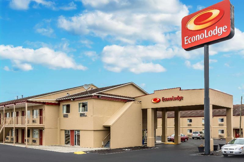 Econo Lodge East Staunton - photo 2