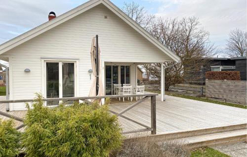 4 Bedroom Lovely Home In Sölvesborg — 4-Star Luxury Hotel in Soelvesborg, Sweden
