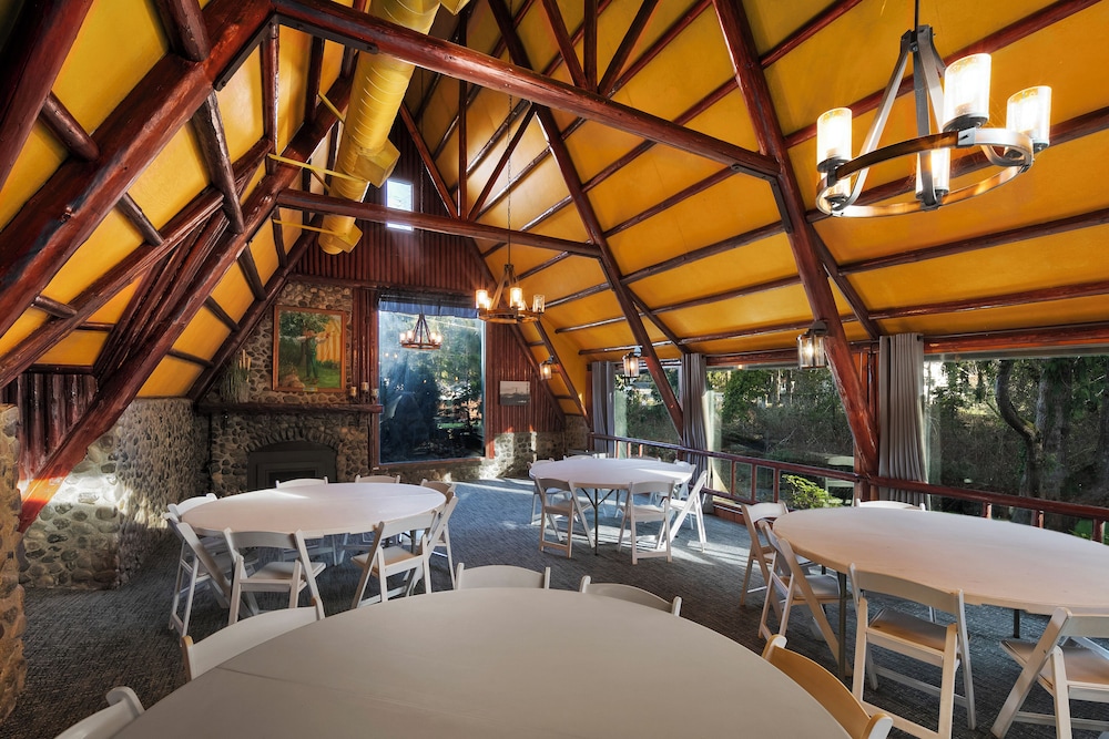 Robinhood Village Resort - photo 61