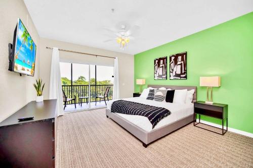 Near Disney 2BR King Queen with Hot Tub & Games room - photo 5