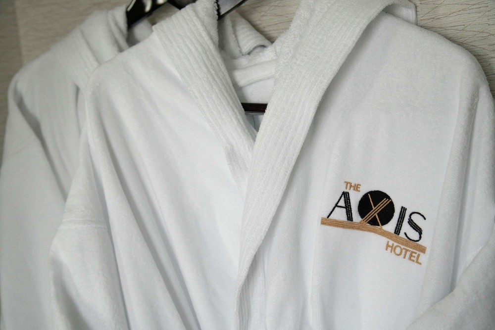 The Axis Moline Hotel Tapestry Collection by Hilton - photo 19