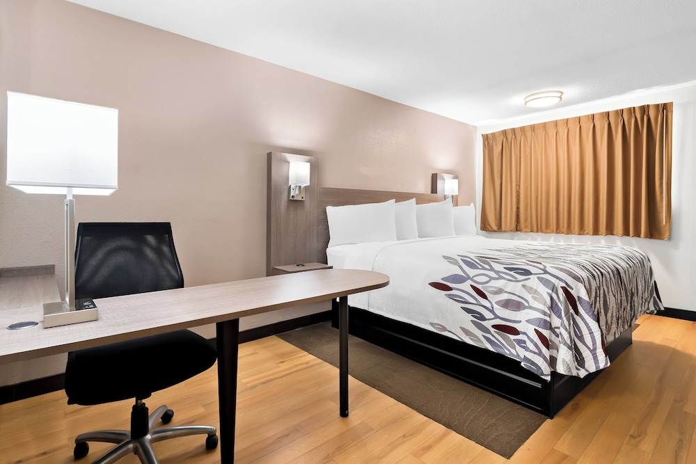 Red Roof Inn Harrisburg North - photo 17