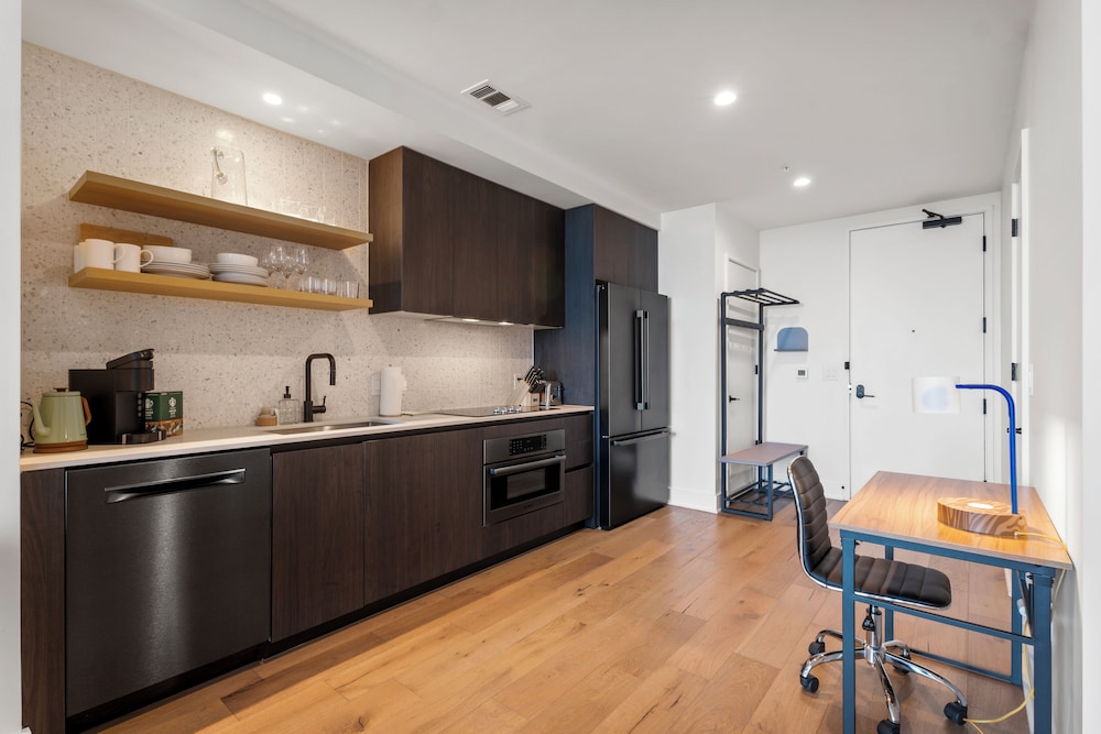 Austin Condo Hotel - photo 335