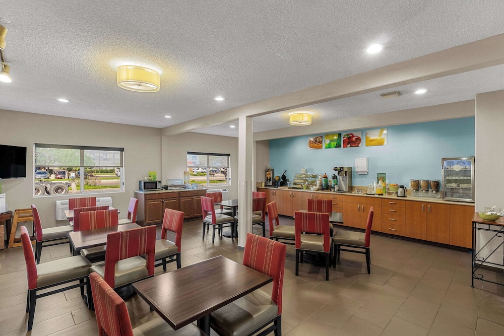 Quality Inn Denver Northeast Brighton - photo 35