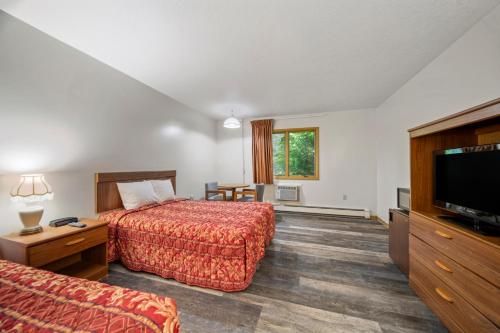 Executive Inn Cass City - photo 3
