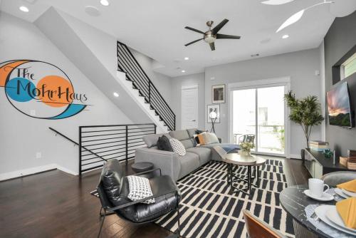 Mohr Haus Walk to NRG Stadium Medical Center Sleeps 8 — 4-Star Luxury Hotel in Houston, United States
