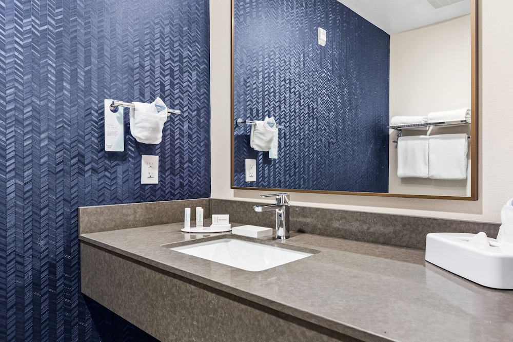 Fairfield Inn & Suites by Marriott Bend Downtown - photo 5