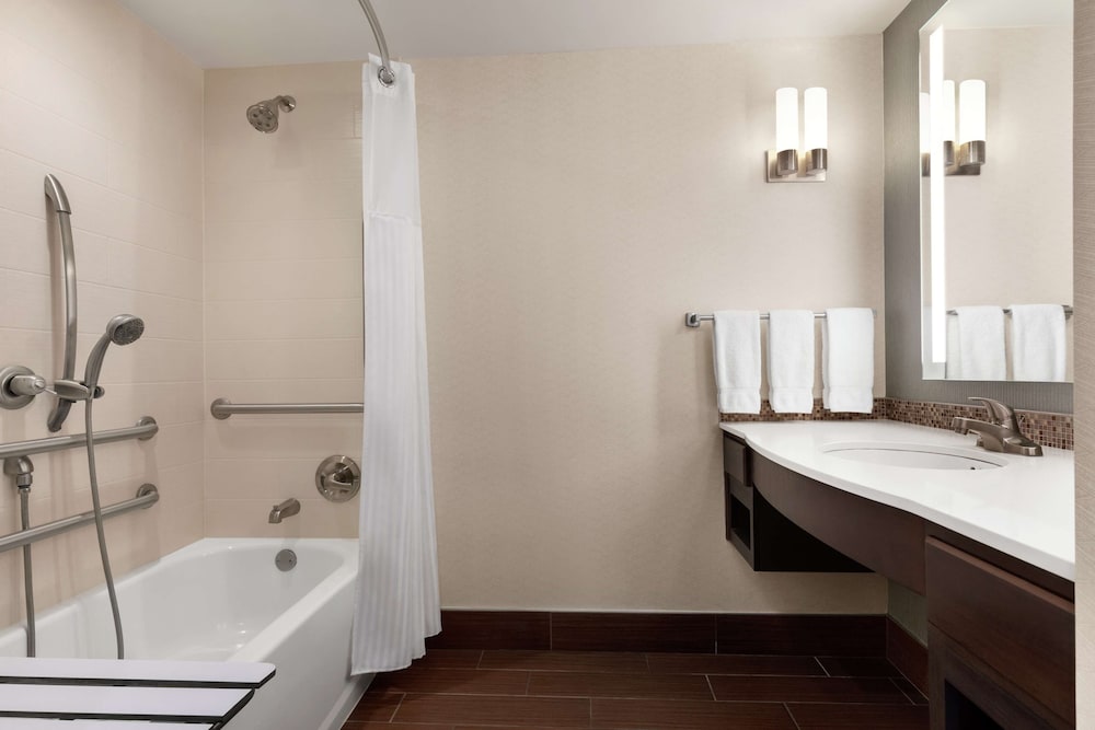 Hilton Garden Inn Louisville Downtown - photo 35