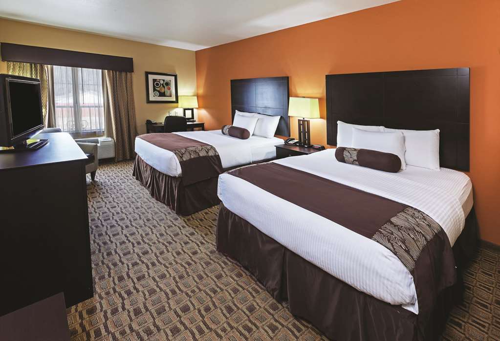 La Quinta Inn & Suites by Wyndham Searcy - photo 11