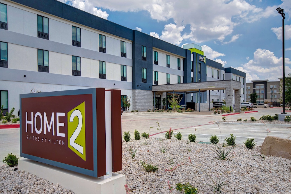 Home2 Suites by Hilton Burleson - photo 41