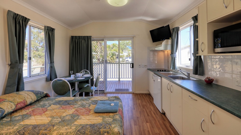 Gday Parks Emerald - carbon neutral hotel in Emerald