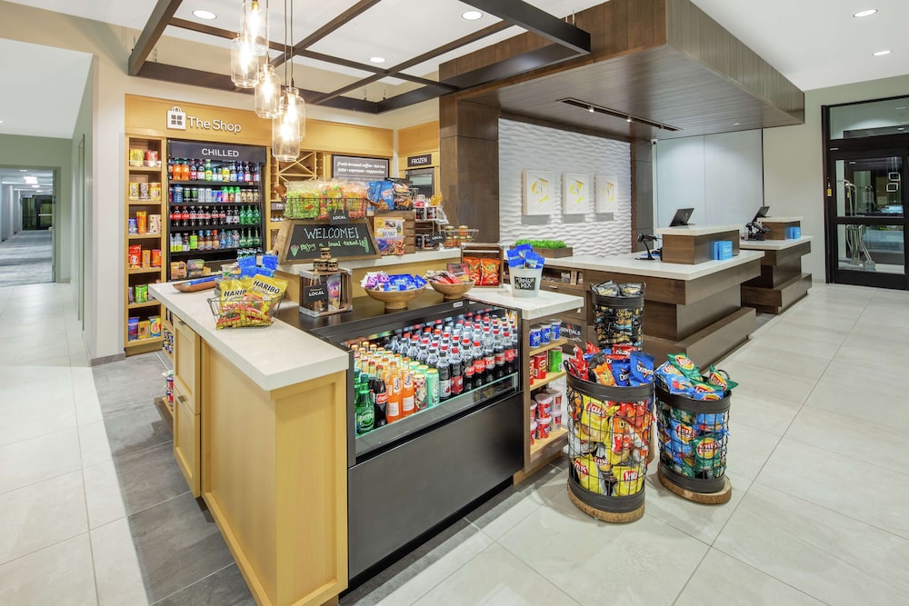 Hilton Garden Inn Surprise Phoenix - photo 23