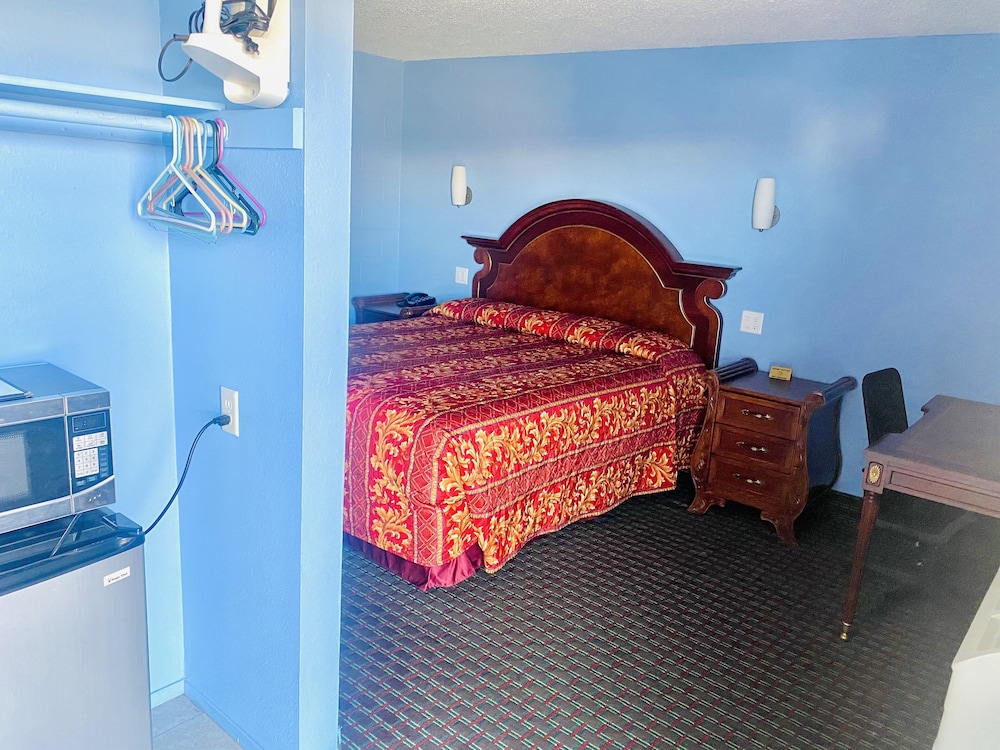 A Fisher's Inn Motel - photo 9