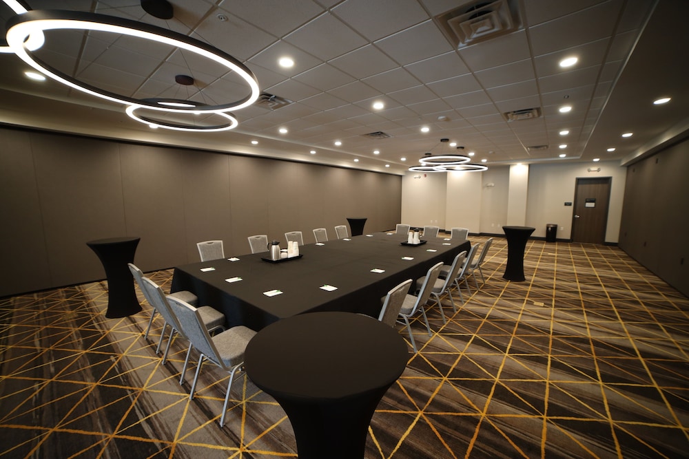 Holiday Inn Nashville Airport by IHG - photo 53