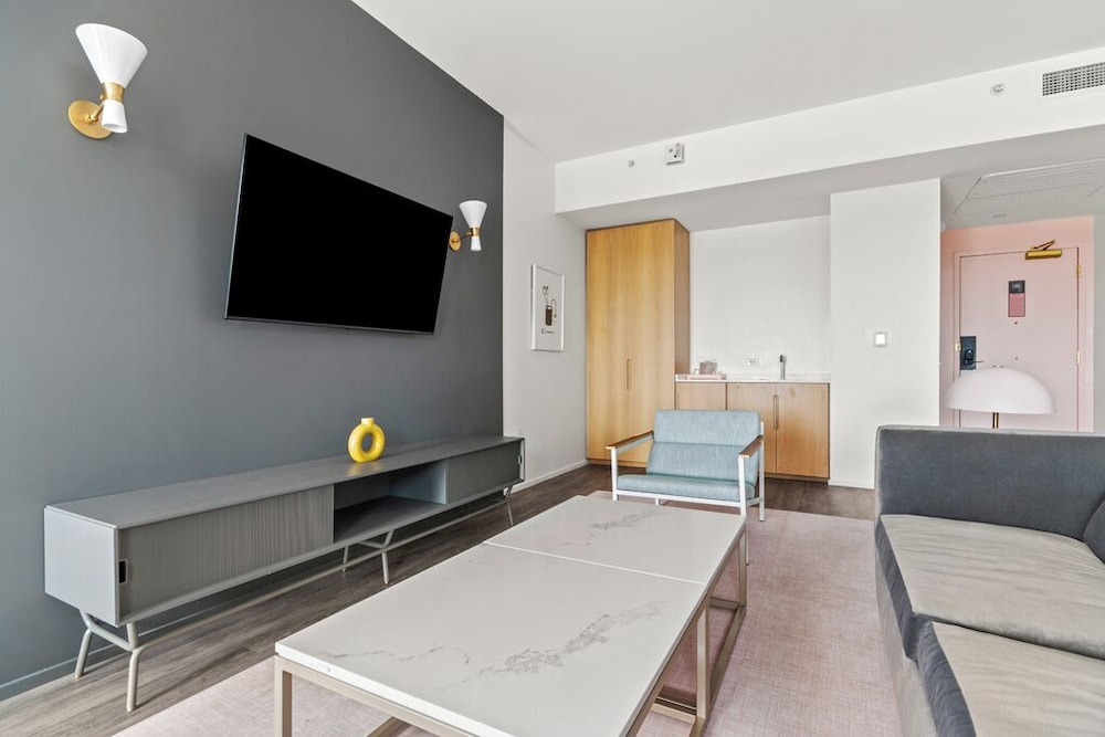 The Doyle Hotel - photo 61