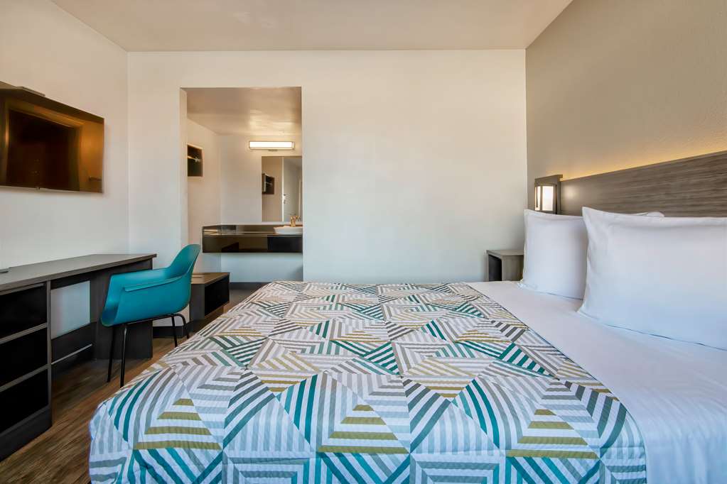 Motel 6 Albuquerque NM Carlisle - photo 16