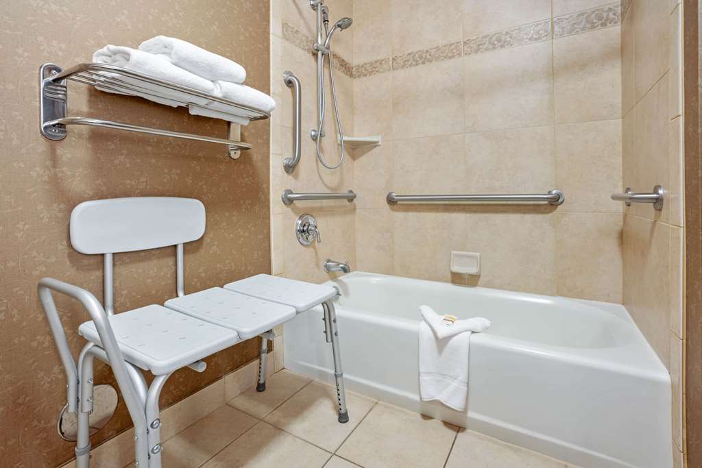La Quinta Inn & Suites by Wyndham Boise Towne Square - photo 29