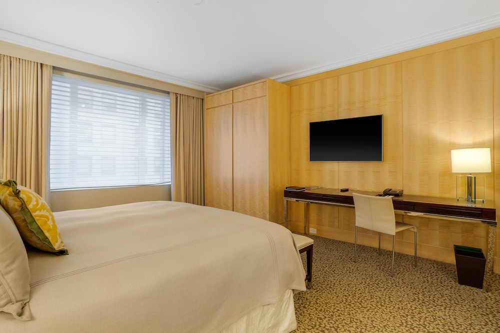 Omni Berkshire Place - photo 44