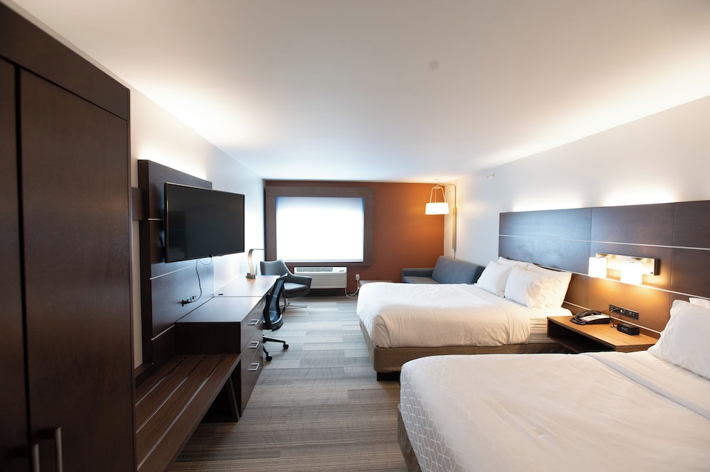 Holiday Inn Express Houghton Keweenaw by IHG - photo 28