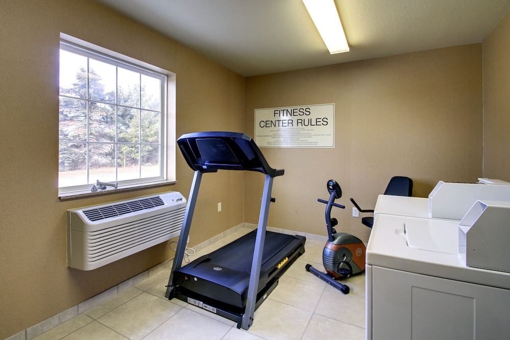 Cobblestone Inn & Suites Hartington - photo 11