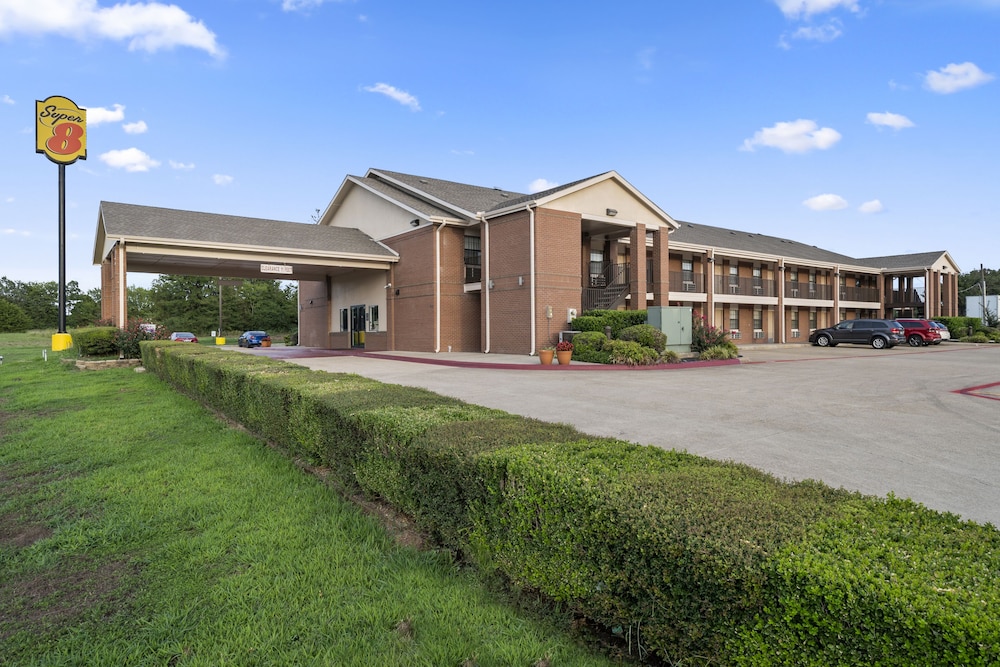 Super 8 by Wyndham Mount Vernon - photo 22