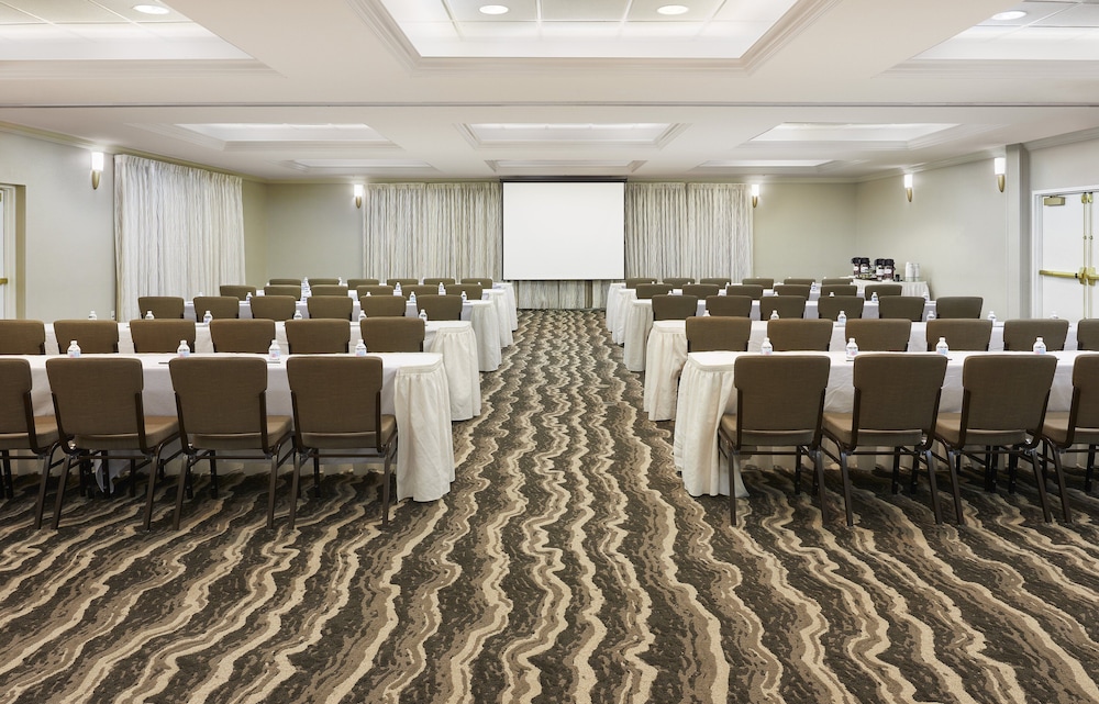 Staybridge Suites Orlando Airport South by IHG - photo 35
