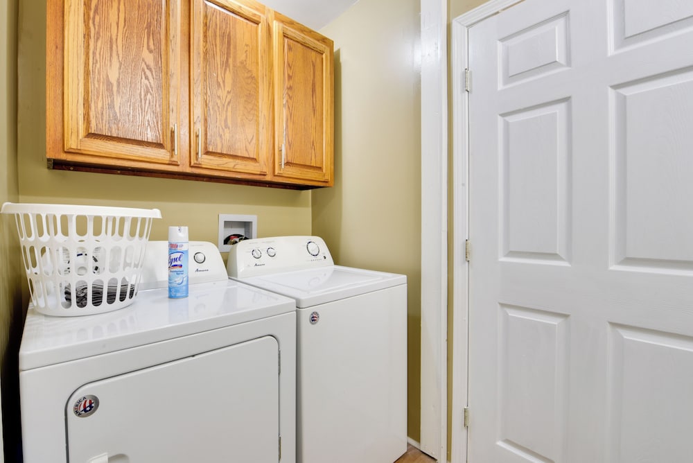 Walking Distance to Casino: Home in Westlake - photo 21