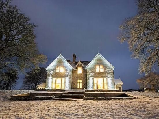 Muckrach Hotel - carbon neutral hotel in Grantown On Spey
