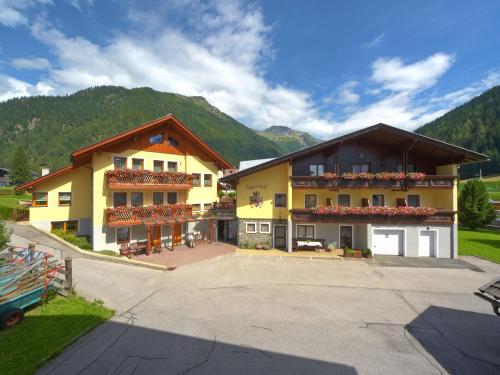 Eggerhof - carbon neutral hotel in Unknown City
