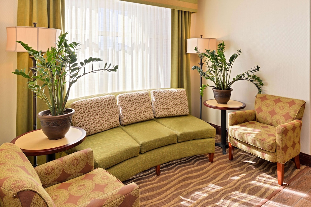 Hampton Inn Grand Island - photo 4