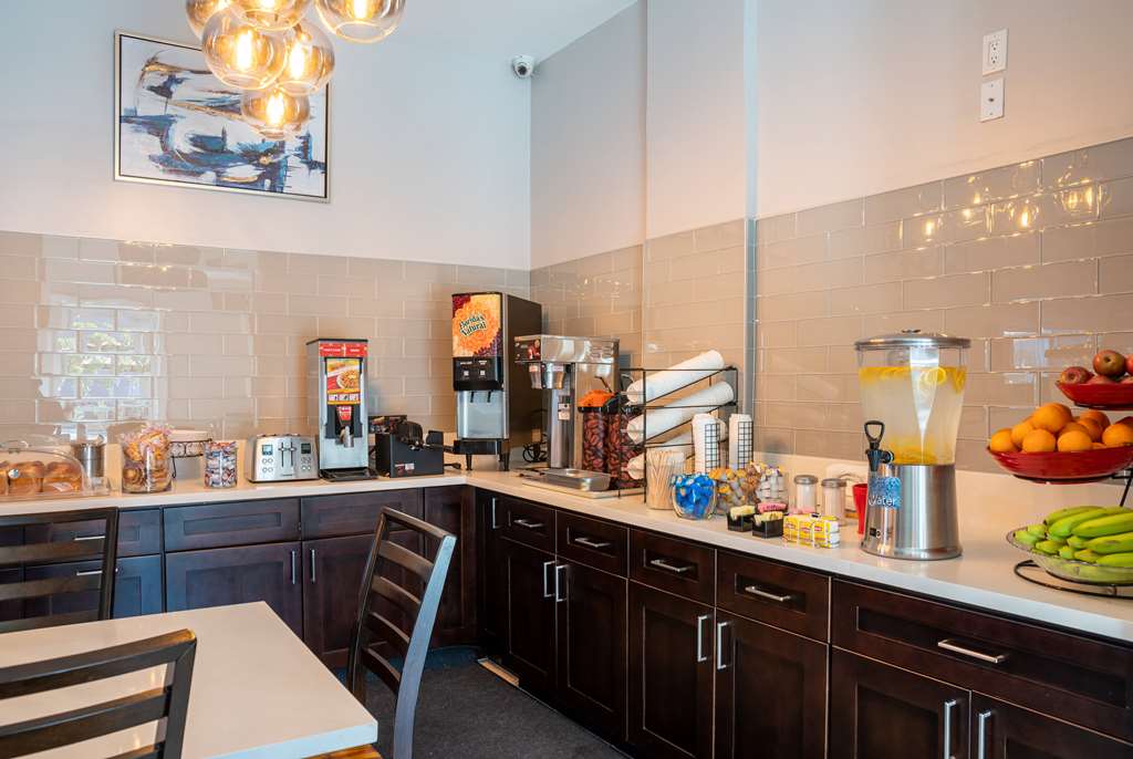 Ramada Limited Redondo Beach - photo 25