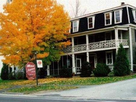 Maplehurst Inn - carbon neutral hotel in Antrim