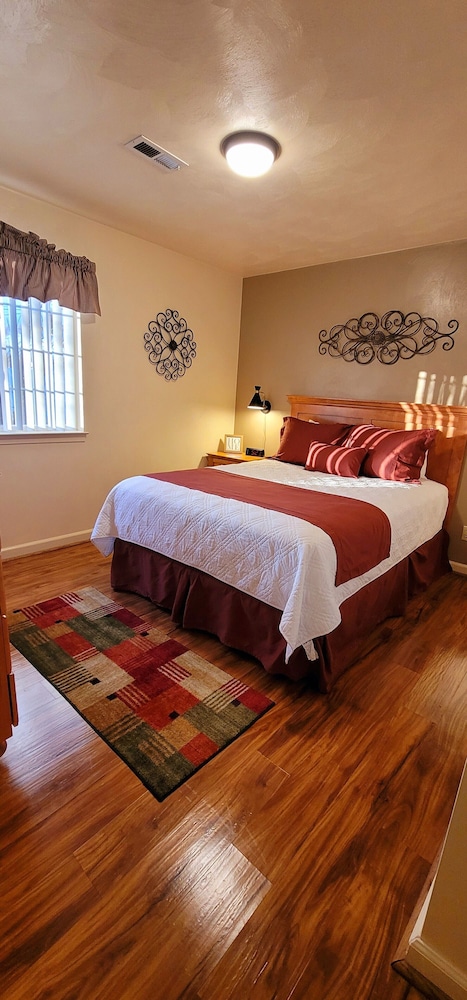 Affordable Corporate Suites Lanford - photo 18