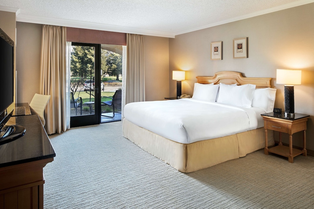 DoubleTree by Hilton Sonoma Wine Country - photo 11