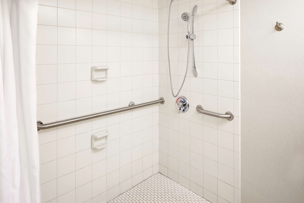 Homewood Suites by Hilton Raleigh Cary - photo 26