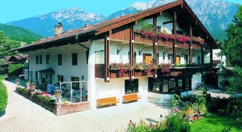 Hotel Restaurant Karlsteiner Stuben in Bad Reichenhall, Germany