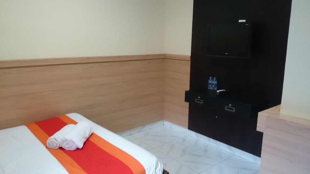 Agus Beach Inn — Kuta — photo 4