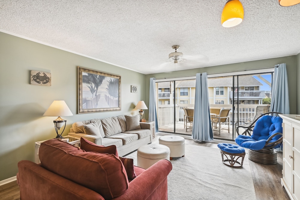Sandpiper Cove 1053 1 Bedroom Condo by RedAwning Destin — 4-Star Luxury Hotel in Destin, United States