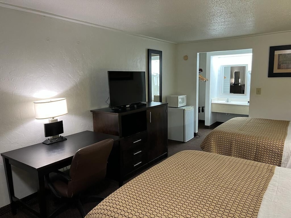Driftwood Inn - photo 4