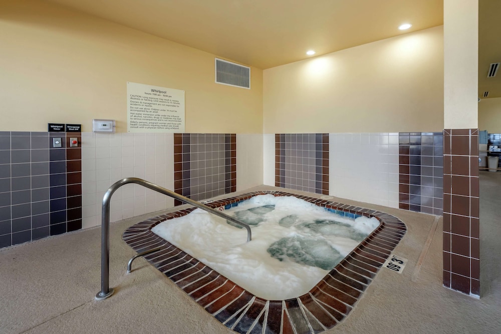 Hampton Inn Alamosa CO - photo 45