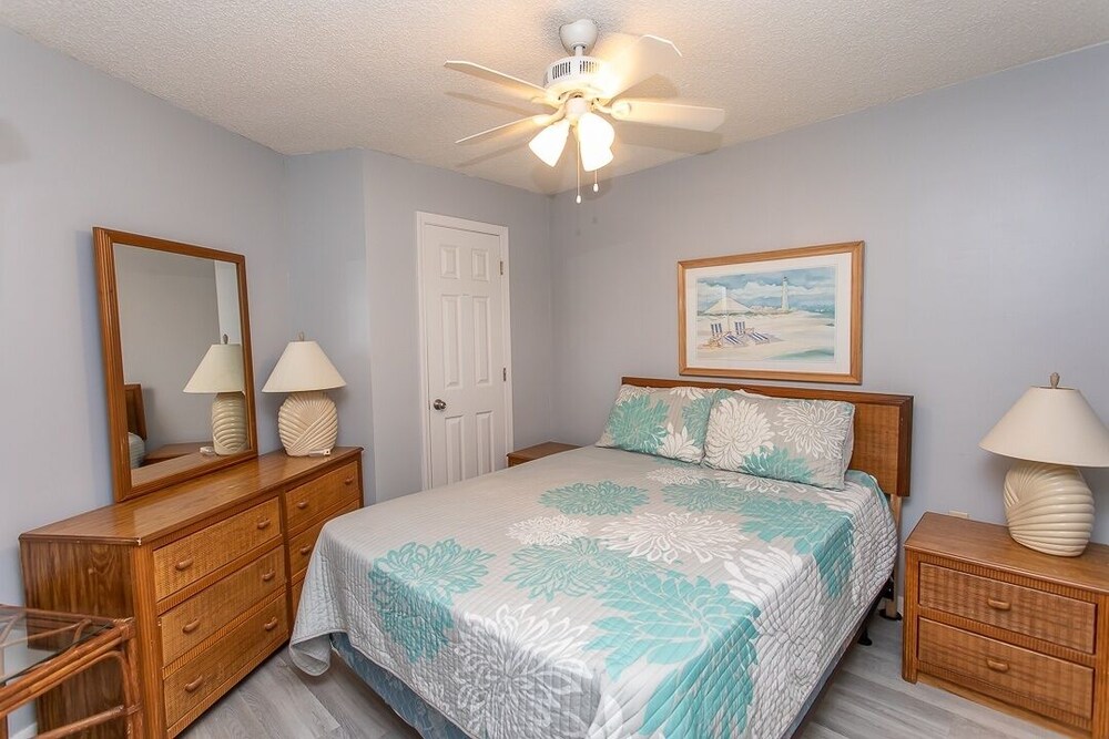 Royal Garden Resort 705 2 Bedroom Condo by RedAwning - photo 8
