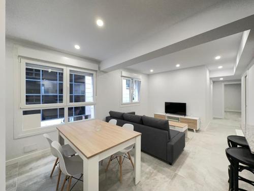 1 Piso 2 Habitaciones Centro Al Lado de Principe Homeygalicia in Vigo, Spain