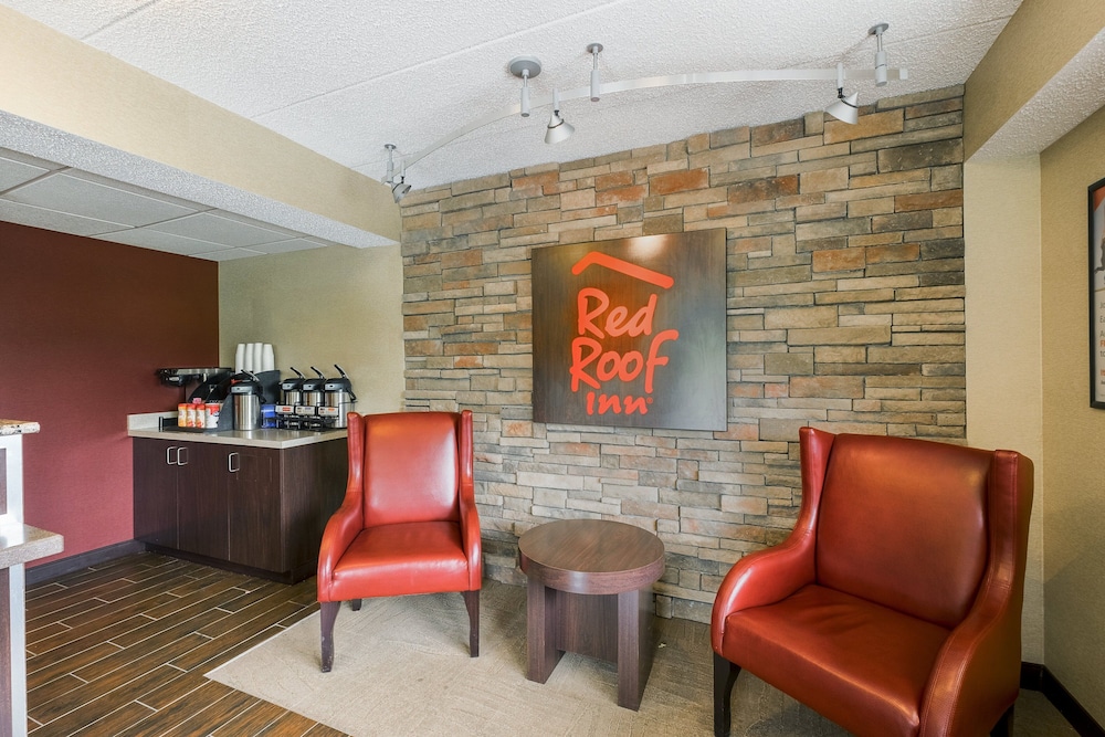 Red Roof Inn Boston Southborough Worcester - photo 4