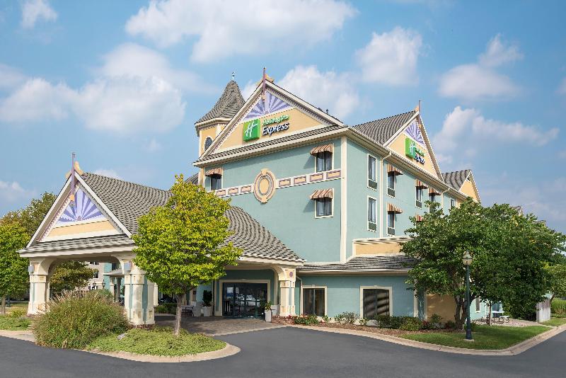 Holiday Inn Express Holland by IHG in Holland, United States